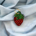 Load image into Gallery viewer, Strawberry Tag